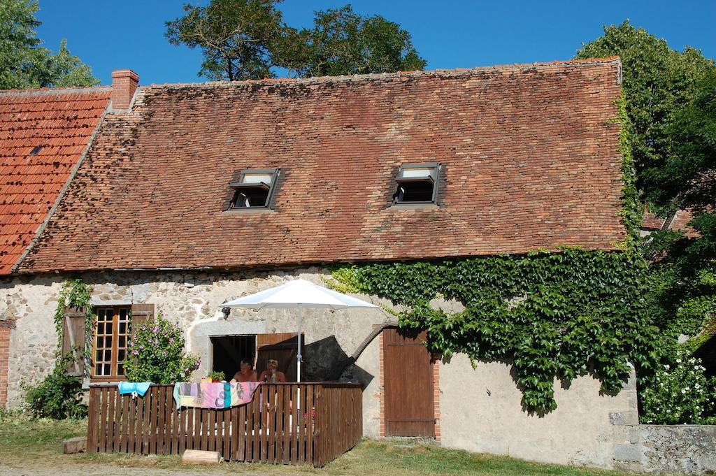 Le Mas D'En Haut Lussat Zimmer foto